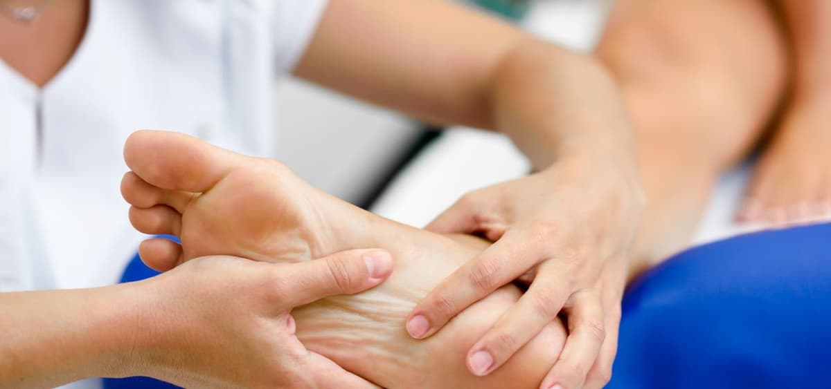 Neuropathy diagnosis and nerve testing services